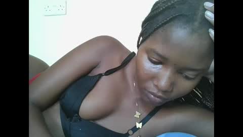 Snapshot of hotbabbee chatting on November 2025 06:01:01 AM love online show from November 2025 06:01:01 AM