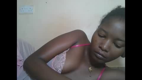 Snapshot of hotbabbee chatting on November 2025 05:35:02 AM love online show from November 2025 05:35:02 AM