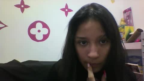 Snapshot of hotbardaddy chatting on June 2026 07:43:01 AM daddybarbie. online show from June 2026 07:43:01 AM
