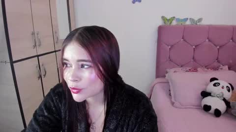 Snapshot of hotbbcwife chatting on February 2025 07:05:02 PM lesly and ander online show from February 2025 07:05:02 PM