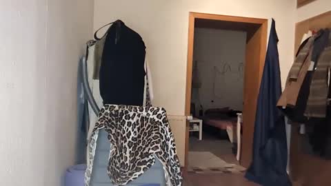 Snapshot of hotbettybellucci chatting on October 2025 07:04:02 PM Betty Bellucci online show from October 2025 07:04:02 PM