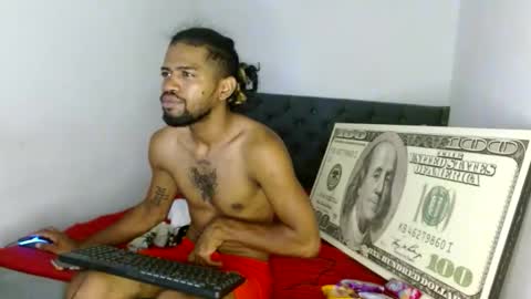 hotbody22_ online show from April 2026 05:21:01 PM