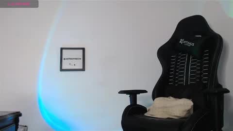 Alex Neon online show from March 2026 03:50:02 PM