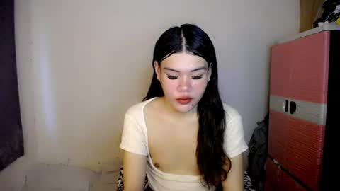 Snapshot of hotbunnyrainx chatting on June 2026 07:51:01 AM rain online show from June 2026 07:51:01 AM