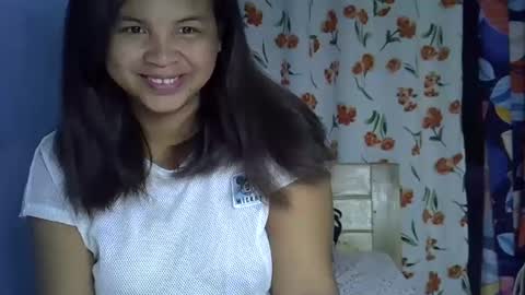 hotcelici online show from October 2025 04:43:02 AM