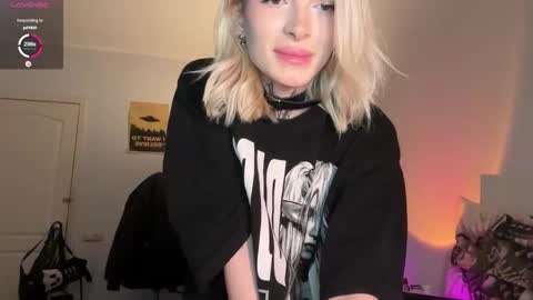 hotchubently online show from December 2025 09:14:01 AM