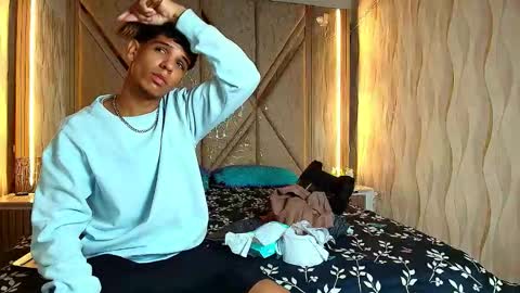 hotcouple_222 online show from January 2026 07:12:02 AM