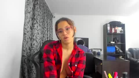 hotcouplelatina2003 online show from February 2025 12:25:02 AM