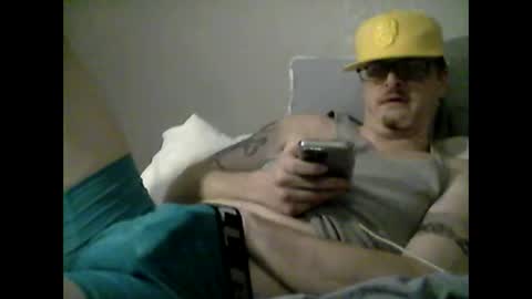 Snapshot of hotcpl_starrandryan chatting on February 2025 04:59:01 AM Hello Fun OFFICIAL Chaturbate online show from February 2025 04:59:01 AM