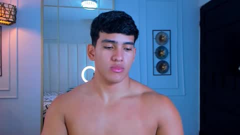 Snapshot of hotcrew_ chatting on October 2025 07:56:02 PM Hussain aaron and Ekko online show from October 2025 07:56:02 PM