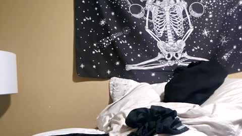 hotdangerousfriend online show from October 2025 07:41:01 AM