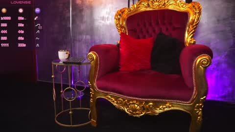 Snapshot of hotdesy_ chatting on January 2025 03:30:01 AM Mistress online show from January 2025 03:30:01 AM