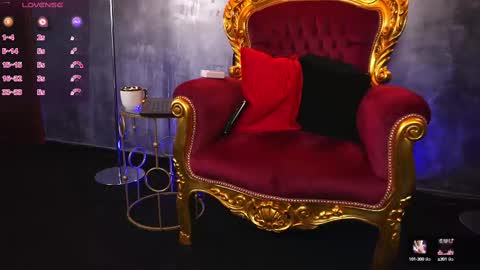 Snapshot of hotdesy_ chatting on February 2025 06:38:02 AM Mistress online show from February 2025 06:38:02 AM