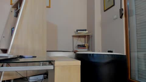 Erika  online show from January 2025 09:46:02 PM