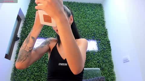 hotfallingdevil online show from September 2025 11:32:02 AM