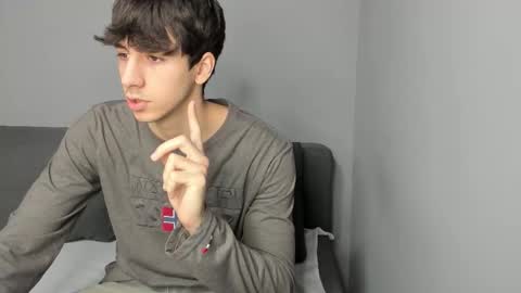 QUENTIN online show from December 2025 06:44:02 AM