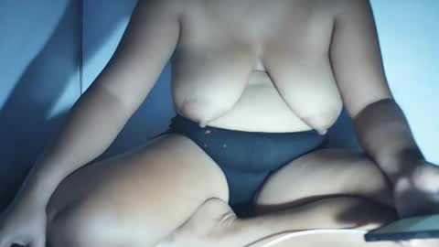 Snapshot of hotflowerclit chatting on September 2025 01:36:01 PM hotflowerclit online show from September 2025 01:36:01 PM