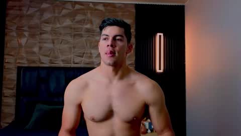 Snapshot of hotfuckers4uu chatting on October 2025 08:31:01 PM felipe marcello online show from October 2025 08:31:01 PM