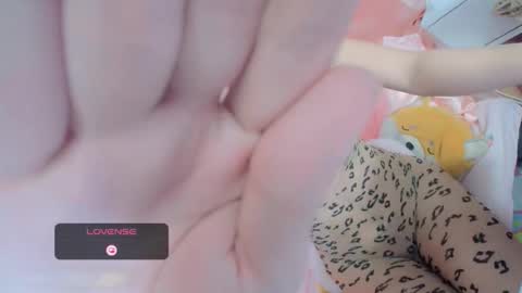 beauty has a prize so make it worth plzzz online show from November 2025 04:15:02 AM