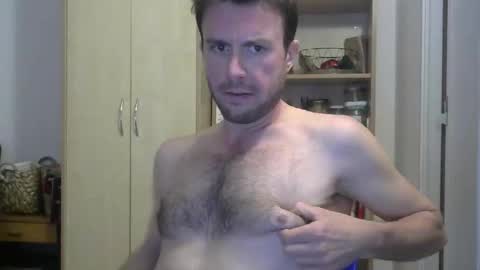 Le jardinier sexy online show from April 2026 08:09:01 PM