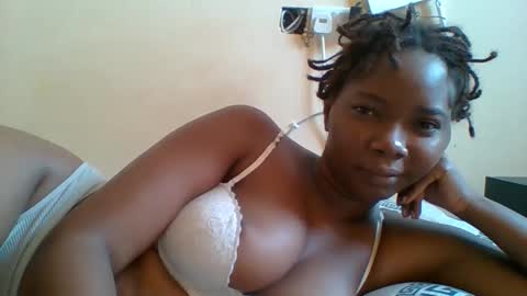 Queen online show from February 2026 08:15:02 AM