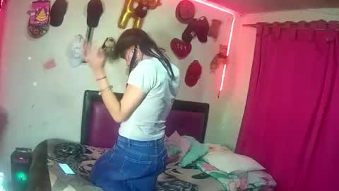 hotgui84 online show from February 2026 02:43:01 AM