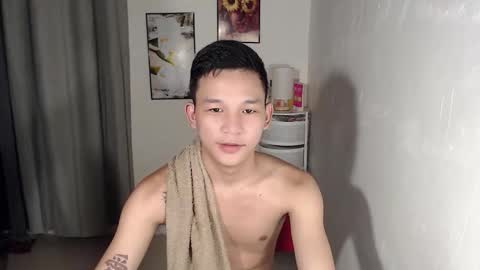 Snapshot of hotguy0503 chatting on October 2025 06:41:02 PM hotguy0503 online show from October 2025 06:41:02 PM