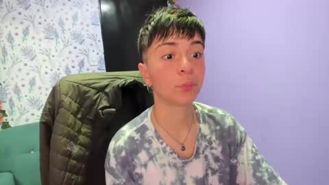 hannah online show from October 2025 02:48:02 AM