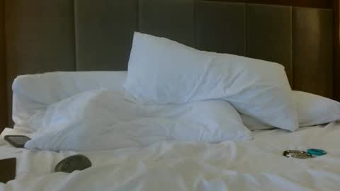 hottie online show from March 2026 02:33:02 PM