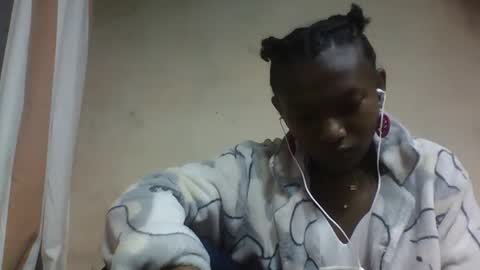 Snapshot of hotiesveronique chatting on September 2025 06:26:02 AM veronique online show from September 2025 06:26:02 AM