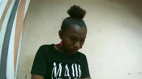 Snapshot of hotiesveronique chatting on October 2025 02:58:02 PM veronique online show from October 2025 02:58:02 PM