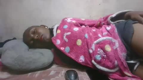 Snapshot of hotiesveronique chatting on October 2025 07:12:01 PM veronique online show from October 2025 07:12:01 PM