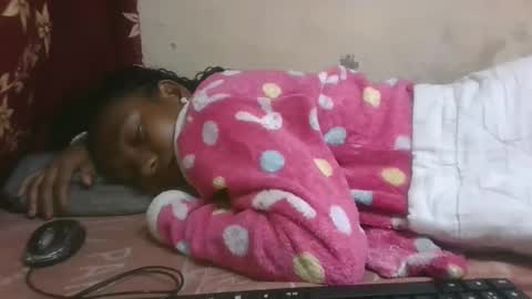 Snapshot of hotiesveronique chatting on October 2025 08:27:02 PM veronique online show from October 2025 08:27:02 PM