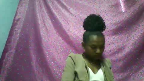 Snapshot of hotiesveronique chatting on November 2025 04:26:02 AM veronique online show from November 2025 04:26:02 AM