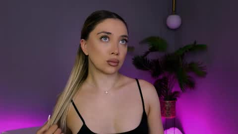 Maria online show from April 2026 03:42:02 AM