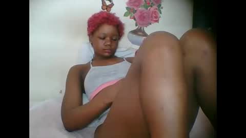 LOYCE online show from October 2025 09:07:02 AM