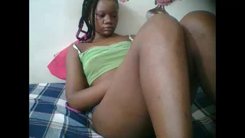 LOYCE online show from December 2025 12:48:01 AM