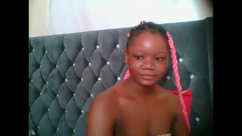 LOYCE online show from December 2025 08:07:02 AM