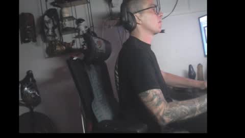 hotkinkytat online show from April 2026 06:32:02 PM