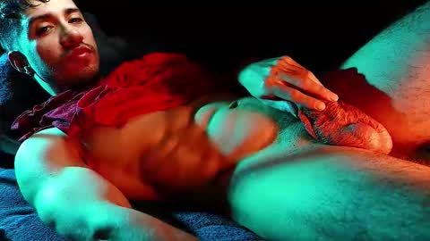 Hotlatinking online show from December 2025 07:29:02 PM