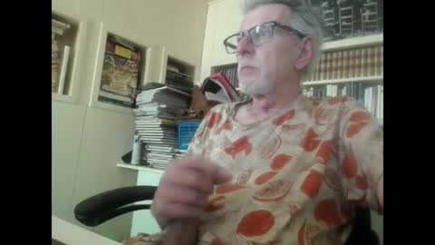 Snapshot of hotlux_54 chatting on June 2026 09:58:01 AM hotlux_54 online show from June 2026 09:58:01 AM