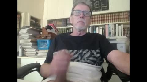 Snapshot of hotlux_54 chatting on July 2026 09:23:01 AM hotlux_54 online show from July 2026 09:23:01 AM