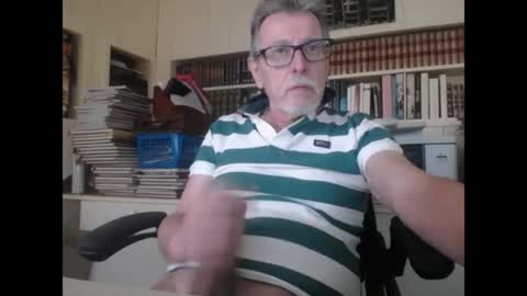 Snapshot of hotlux_54 chatting on July 2026 09:38:01 AM hotlux_54 online show from July 2026 09:38:01 AM