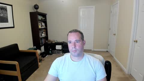 hotmale4u692000 online show from December 2024 08:25:02 PM
