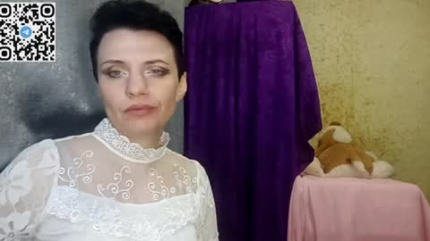 hotmamaqueen234 online show from April 2026 05:54:01 PM