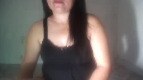 Snapshot of hotmatureladyxxx chatting on December 2024 05:40:02 AM hotmatureladyxxx online show from December 2024 05:40:02 AM