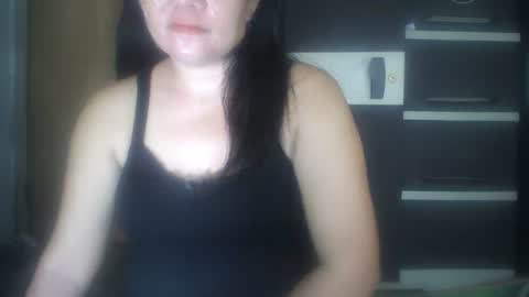 Snapshot of hotmatureladyxxx chatting on December 2024 09:38:01 PM hotmatureladyxxx online show from December 2024 09:38:01 PM