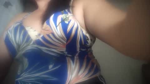 Snapshot of hotmatureladyxxx chatting on December 2024 06:33:02 AM hotmatureladyxxx online show from December 2024 06:33:02 AM