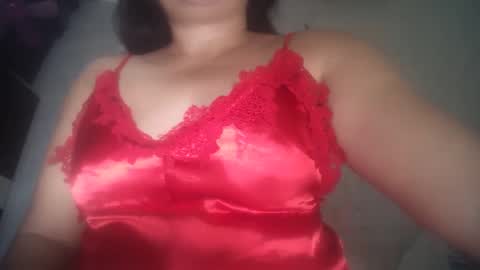 Snapshot of hotmatureladyxxx chatting on February 2025 03:39:01 PM hotmatureladyxxx online show from February 2025 03:39:01 PM