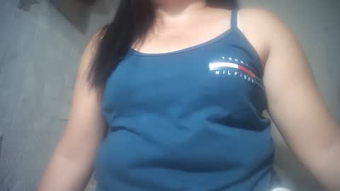 Snapshot of hotmatureladyxxx chatting on March 2025 06:43:01 AM hotmatureladyxxx online show from March 2025 06:43:01 AM